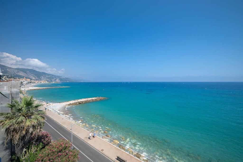 Le Panorama -Vue Exceptionnelle - Dernier Etage - Front De Mer Menton Exterior photo